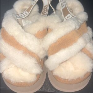 UGG Women's Fluffy Tan and Cream Slippers